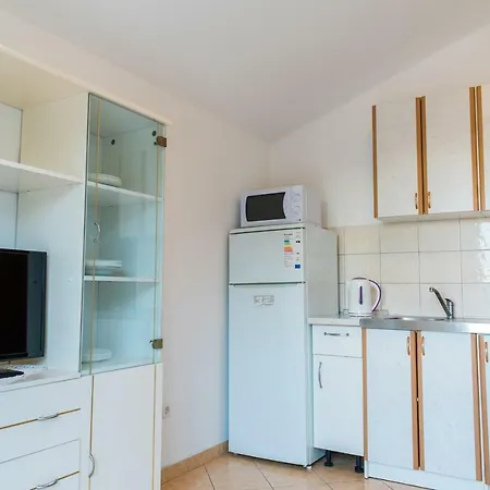 Lena Apartment *