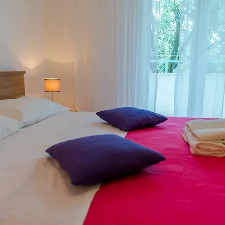 Apartment Lena