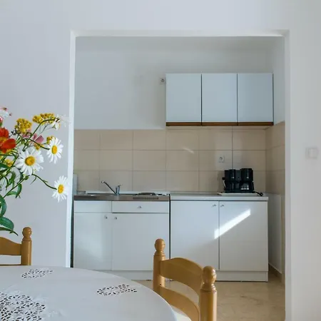 Apartment Lena