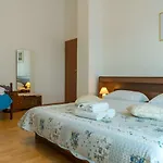 Apartment Lena Zadar