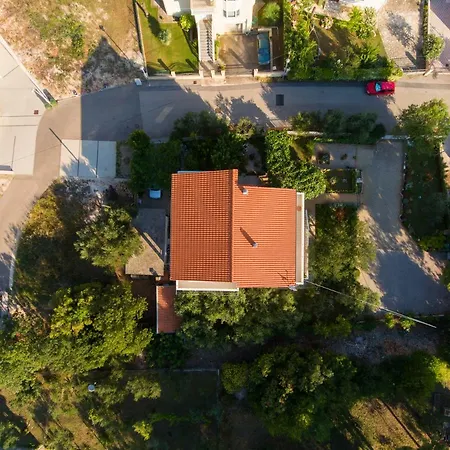 Lena Apartament